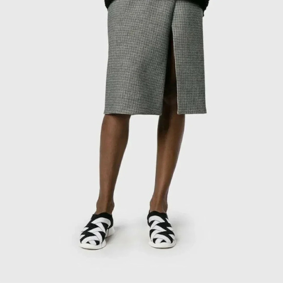 Stella McCartney Platform Sneakers Shoes Slip On Stretch Black White Size 36 / 6 - Picture 11 of 11